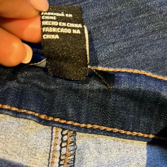 FOREVER 21 High Waisted, Flared, Dark Blue Wash Sz 30 - Picture 12 of 15